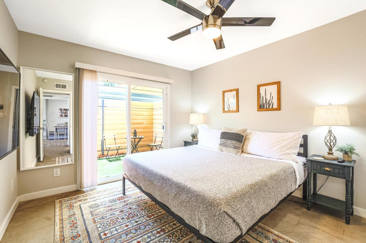 Larocco On Turney Biltmore Phoenix Bagian luar foto