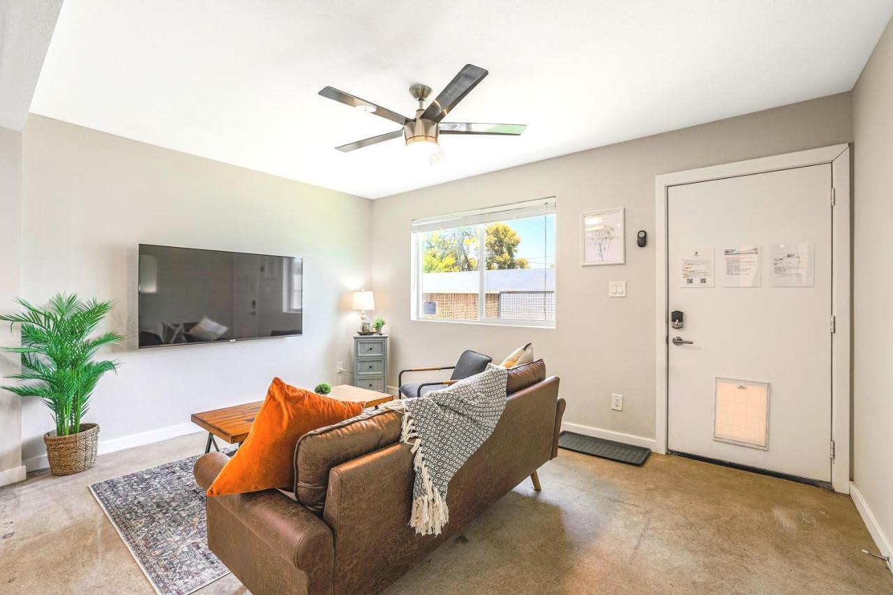 Larocco On Turney Biltmore Phoenix Bagian luar foto