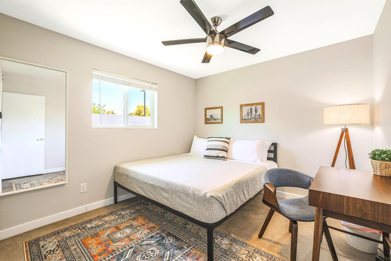 Larocco On Turney Biltmore Phoenix Bagian luar foto