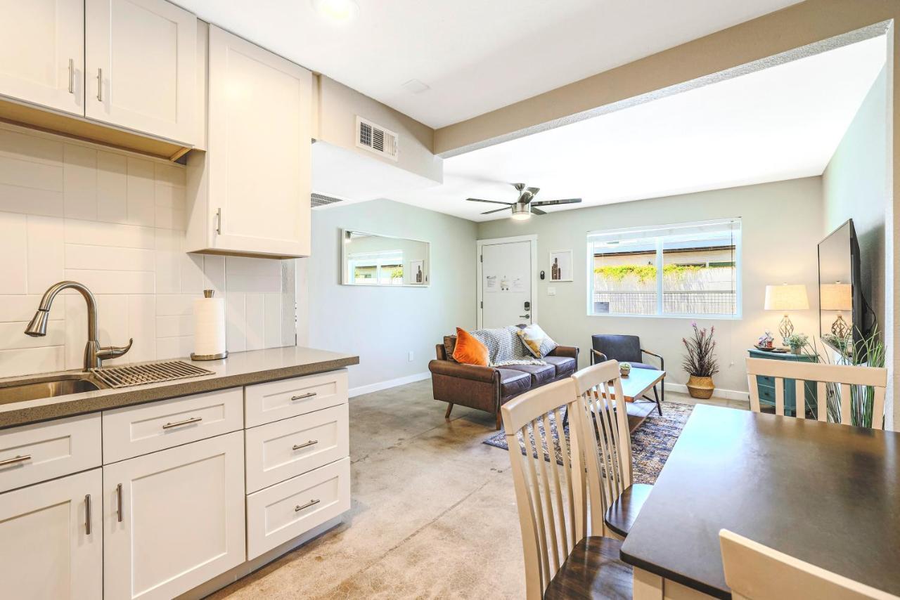 Larocco On Turney Biltmore Phoenix Bagian luar foto