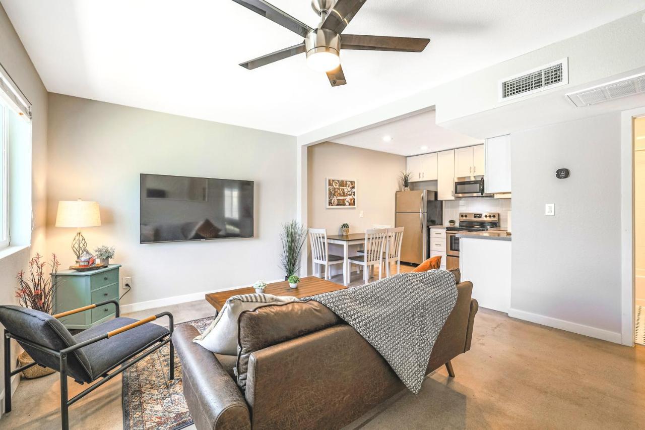 Larocco On Turney Biltmore Phoenix Bagian luar foto